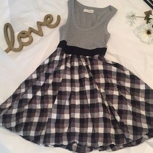 Alythea gray /black and white dress